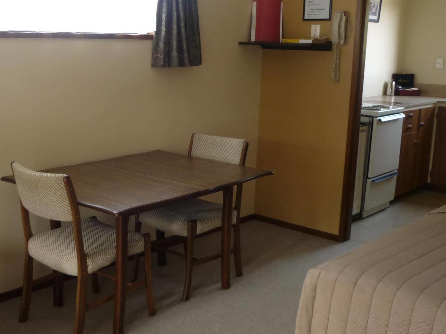 Carisbrook Motel Dunedin Buitenkant foto